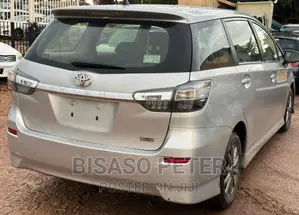 Toyota Wish 2011 Gray