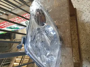 Headlamps Toyota Ist