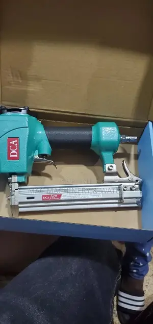 Brad Nailer / Staple Nail Gun Pneumatic Machine AF30
