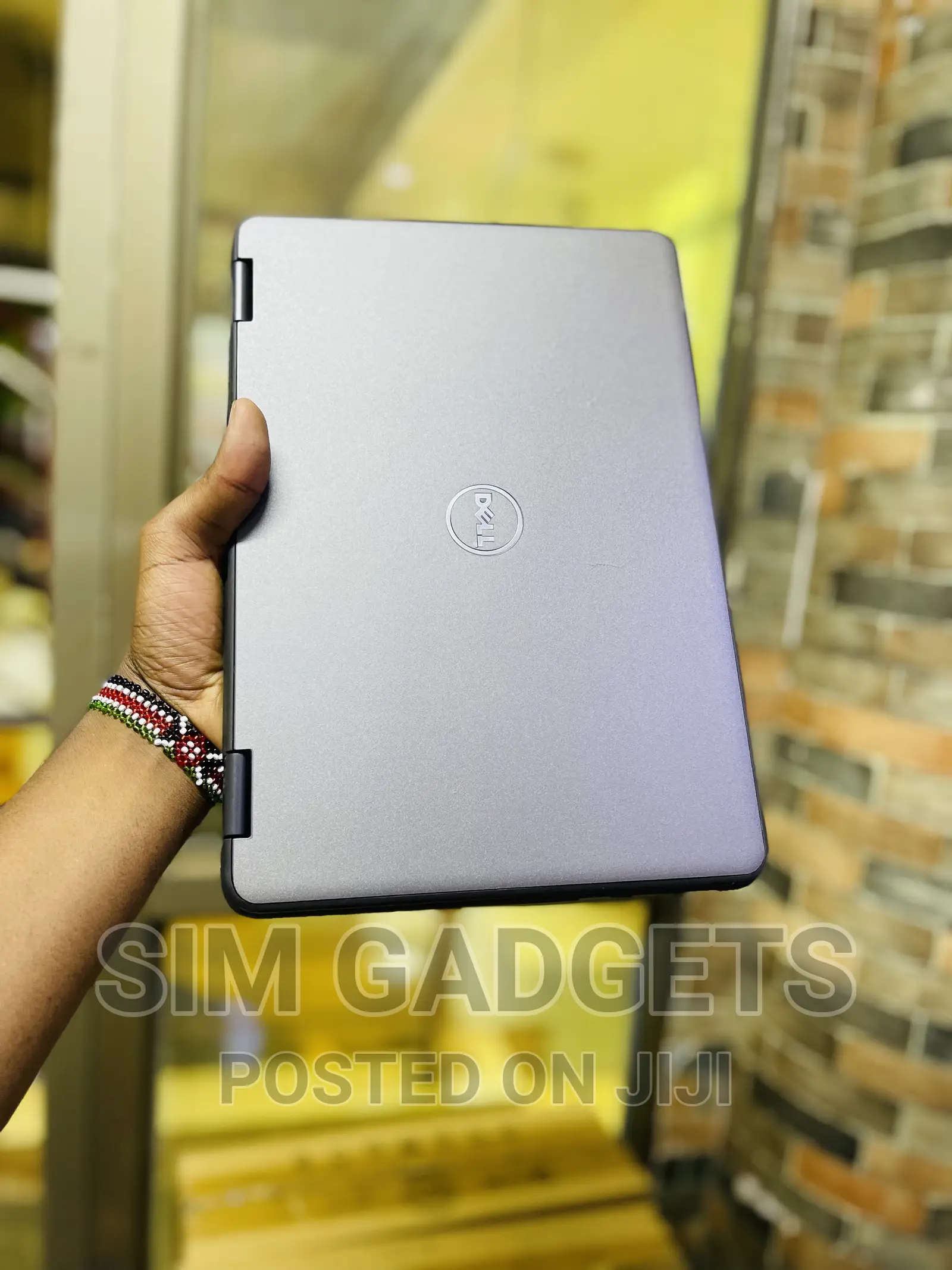 Laptop Dell 4GB Intel SSD 128GB