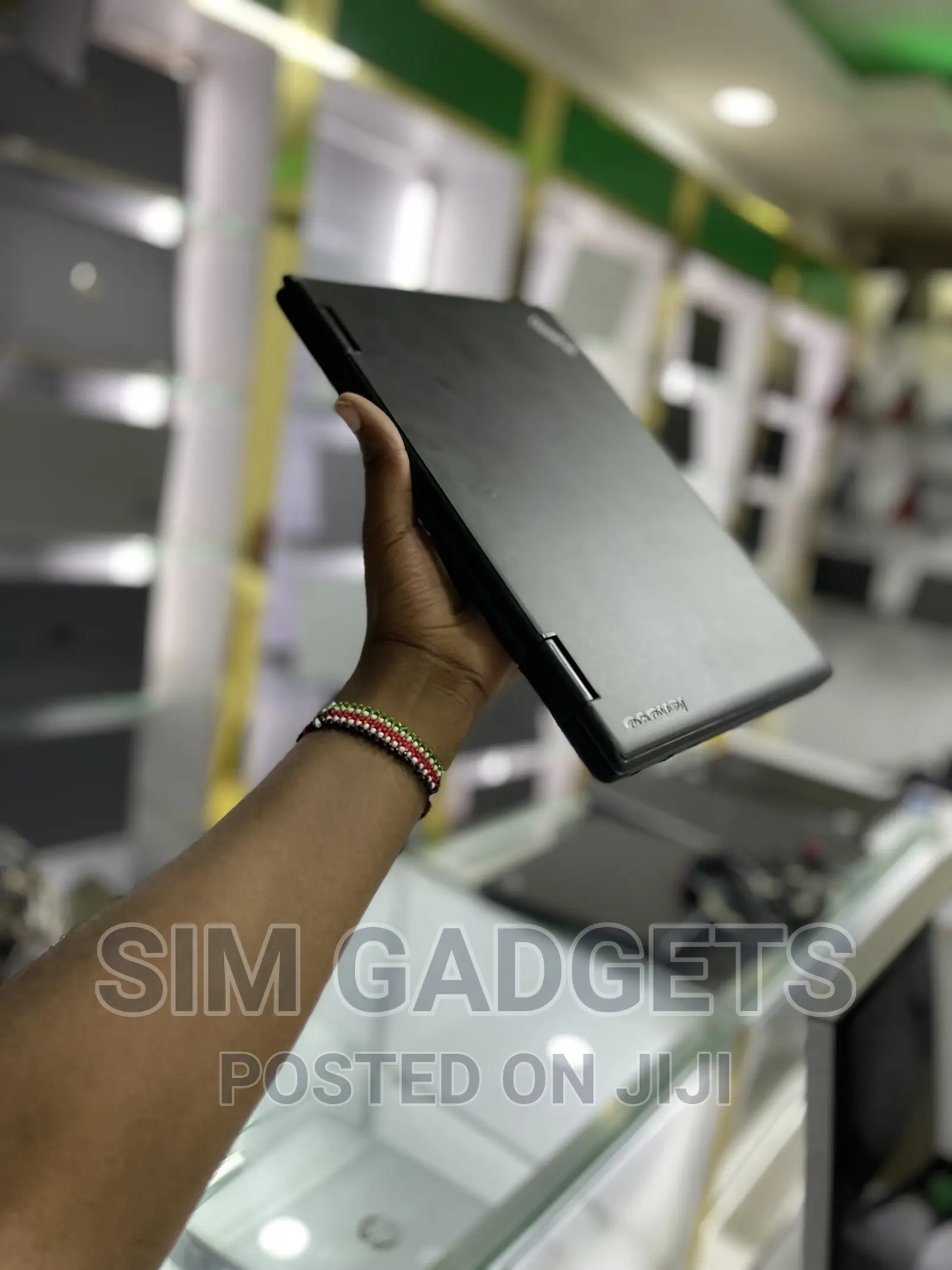 Laptop Lenovo Yoga 11e 4GB Intel Celeron HDD 500GB
