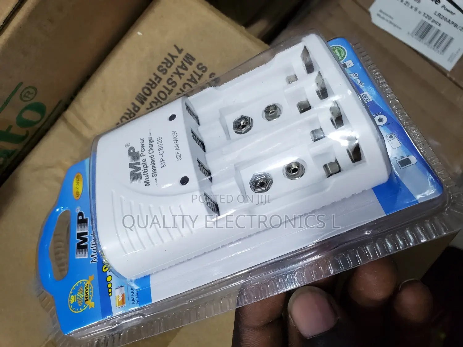 MP AAA and AA Battery Charger