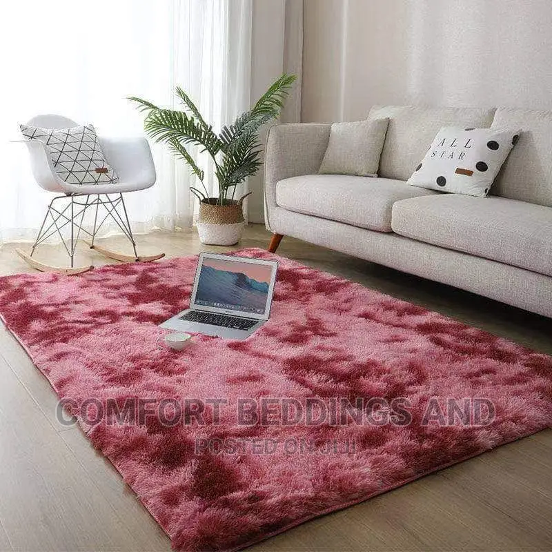 Centre Carpet Maroon