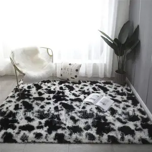 Centre Carpet Black and White