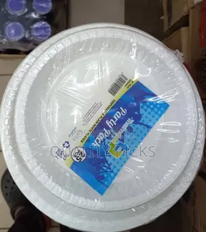Disposable Plastic Plates