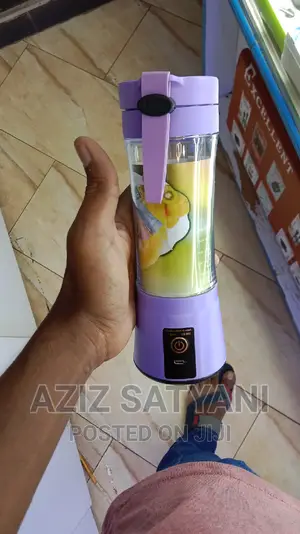 USB Electric Fruit Juicer Handy Smooth Maker Blnder Rechable
