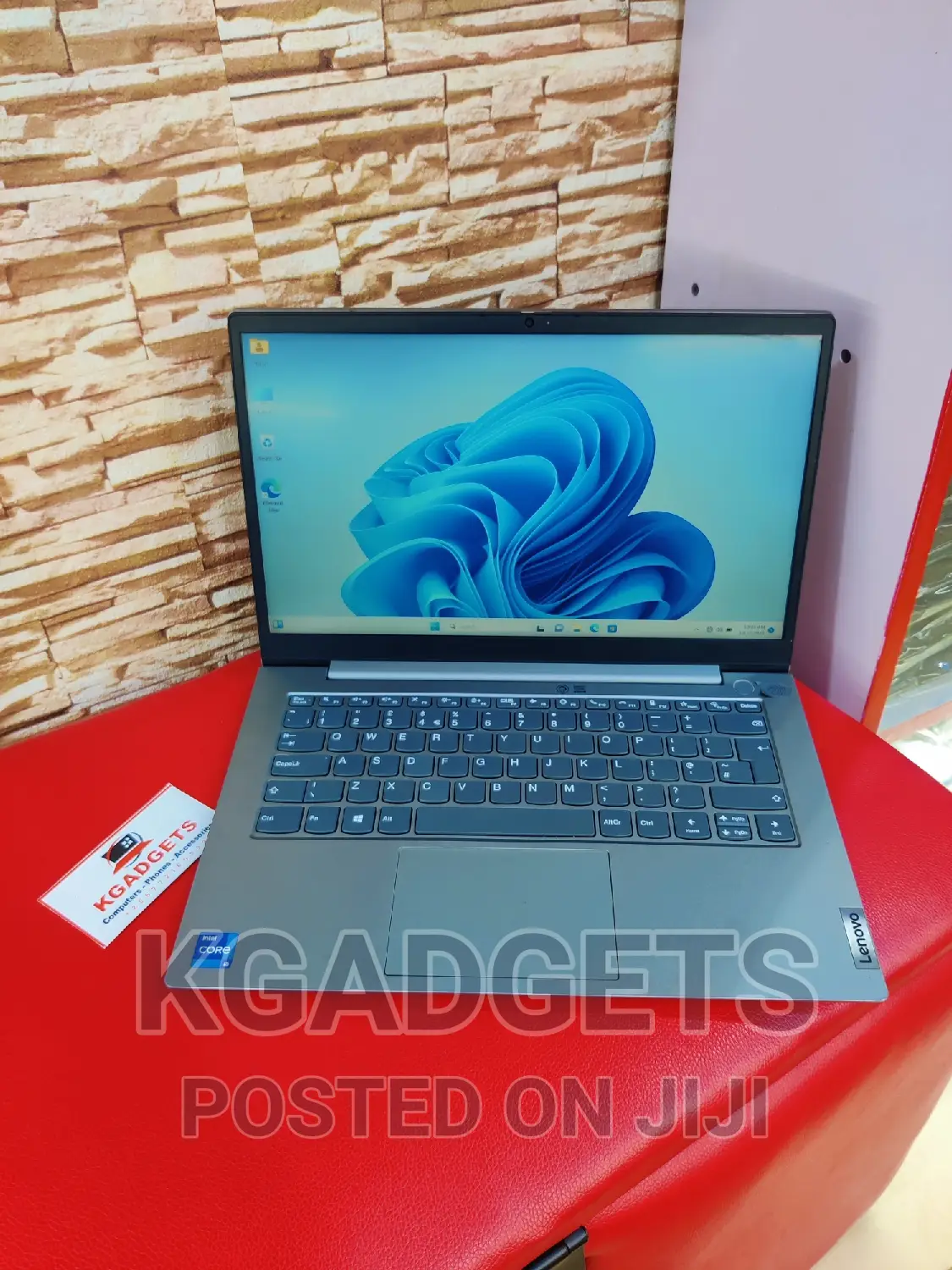 Laptop Lenovo ThinkBook 15 8GB Intel Core I5 HDD+SSD 256GB