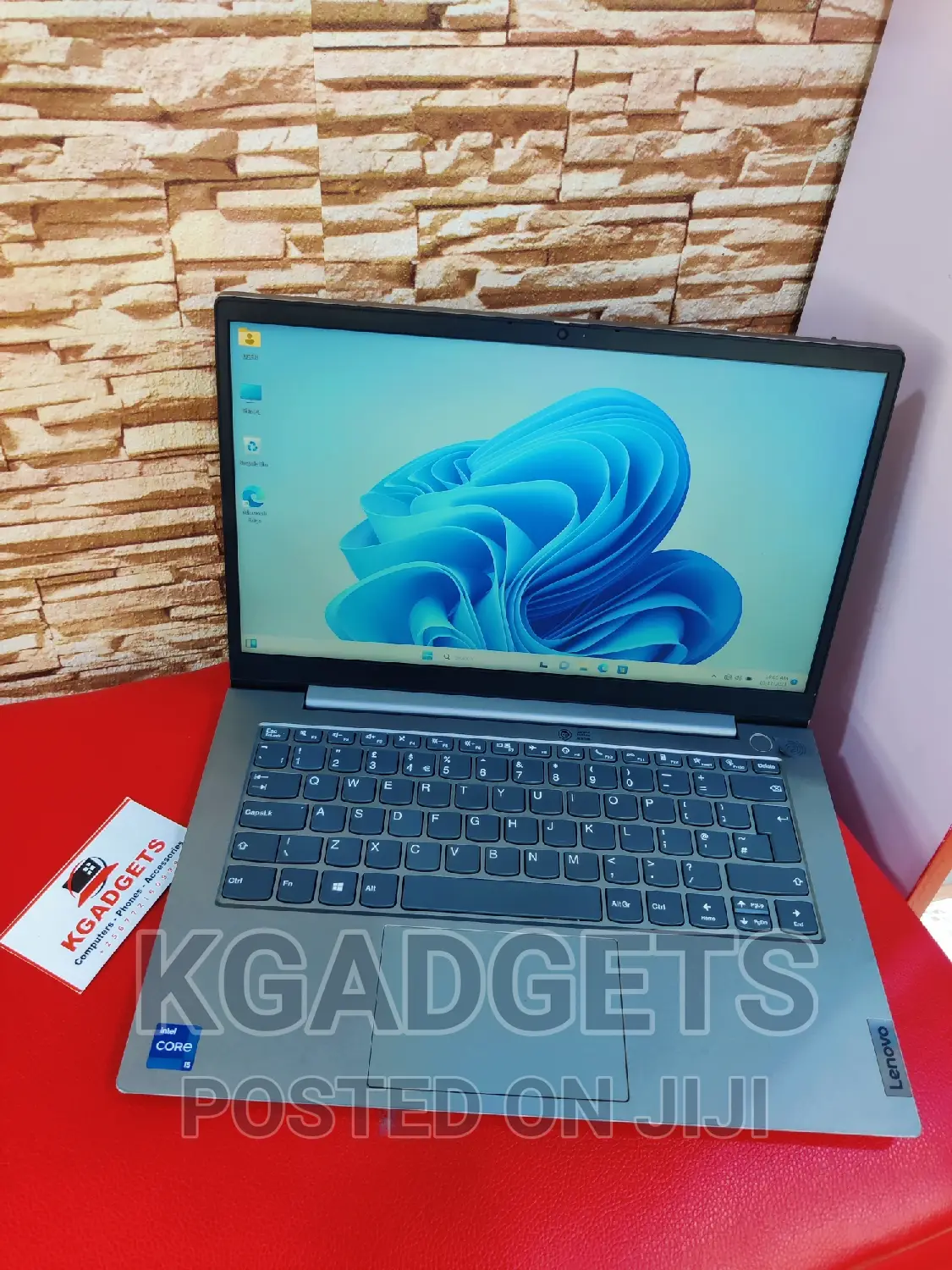 Laptop Lenovo ThinkBook 15 8GB Intel Core I5 HDD+SSD 256GB