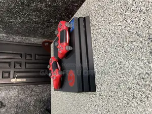 Ps4 Pro Unclipped