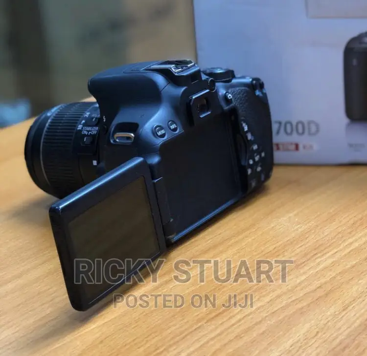 Canon 700D