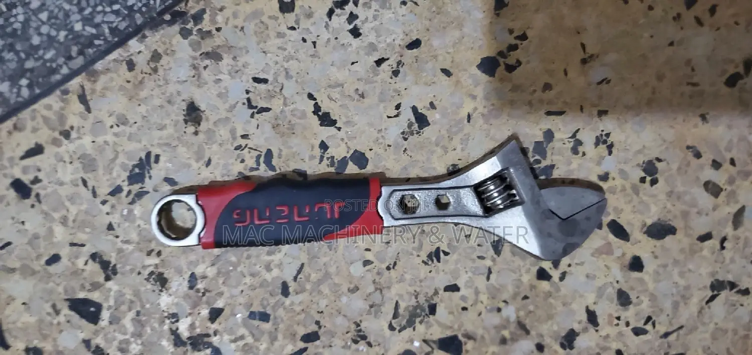 Adjustable Spanner