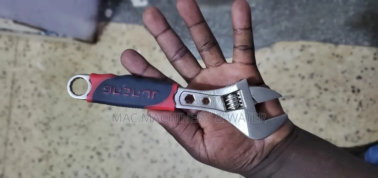 Adjustable Spanner