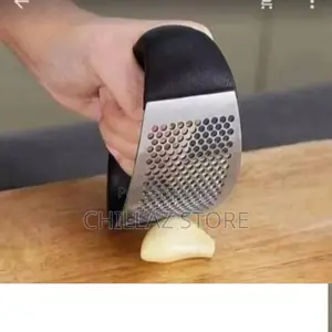 Stainless Steel Garlic Press Crusher.