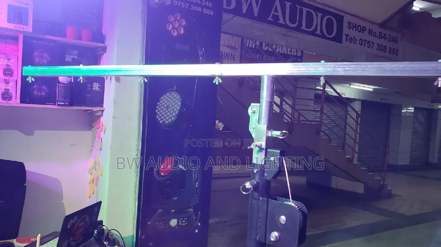 Lighting Stand/ Light Stand