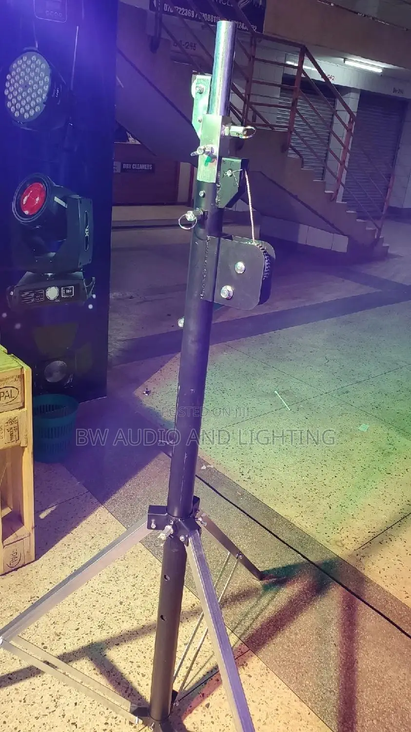 Lighting Stand/ Light Stand