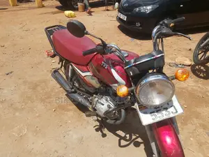 TVS HLX 125 2021 Red