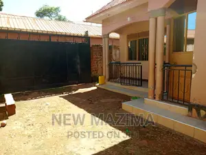 3bdrm House in Bulenga Along, Central Division for sale