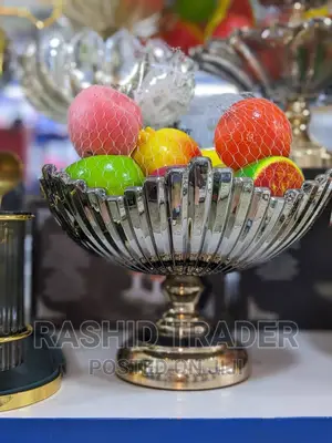 Ikkle Wooden Fruit Basket With Board