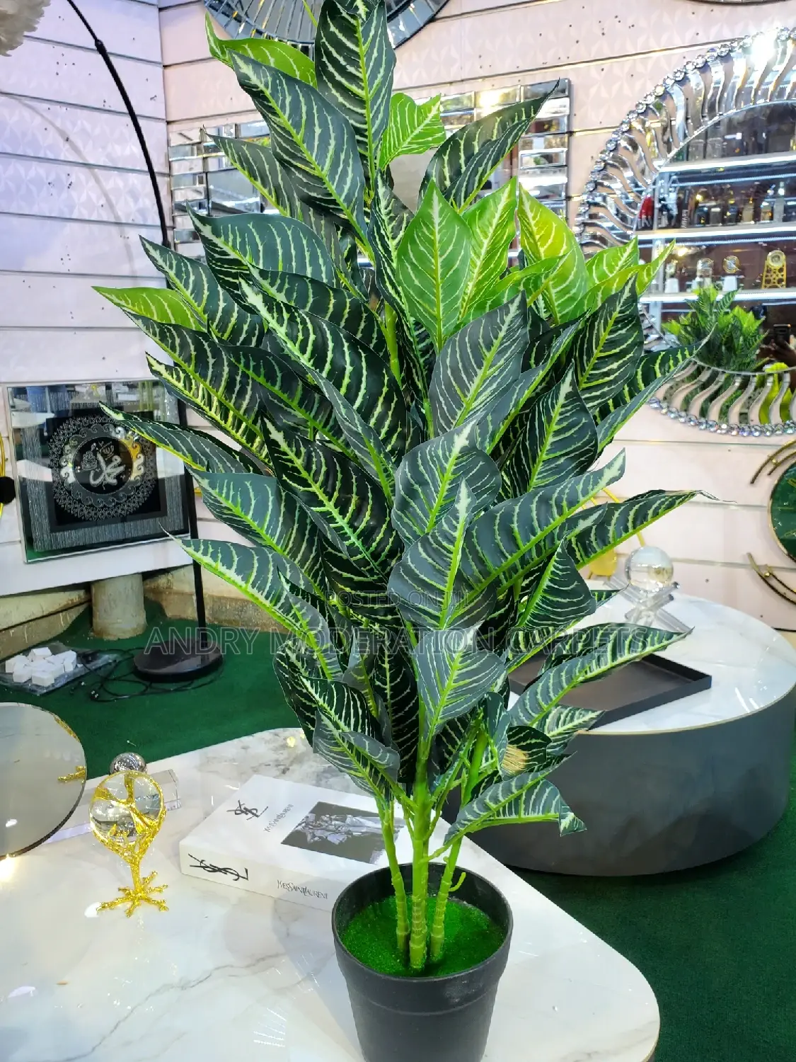 Artificial Flowers and Plants