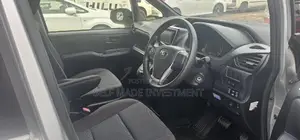 Toyota Noah 2014 Silver