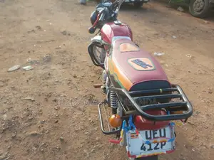 TVS HLX 125 2018 Red