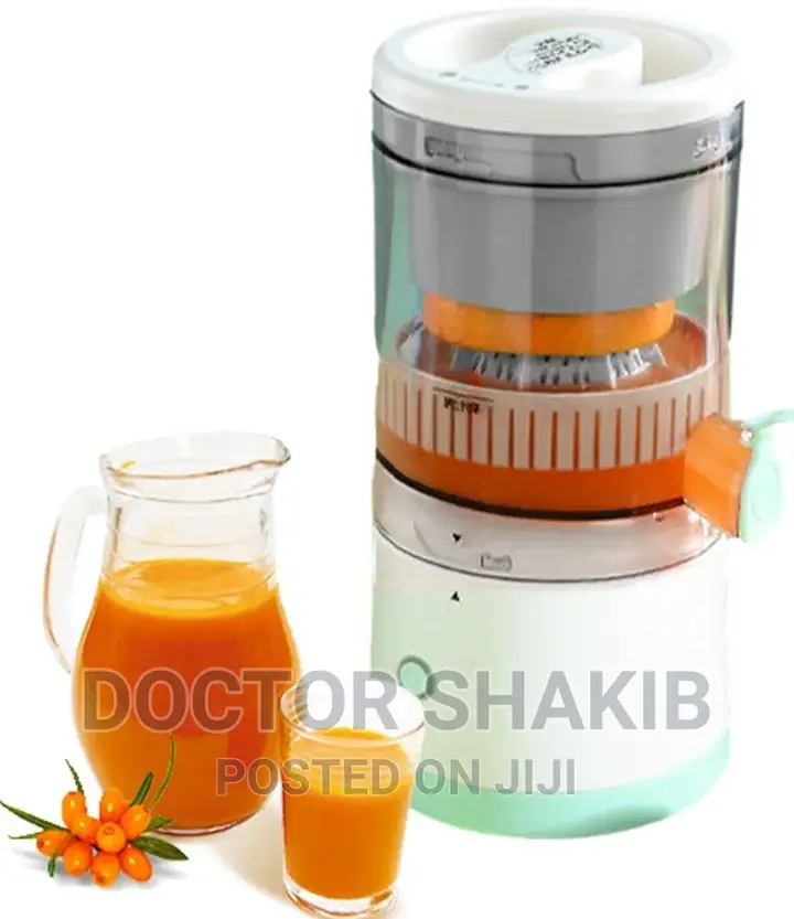 Portable Electric Rechargeable Citrus Fruit Juicer