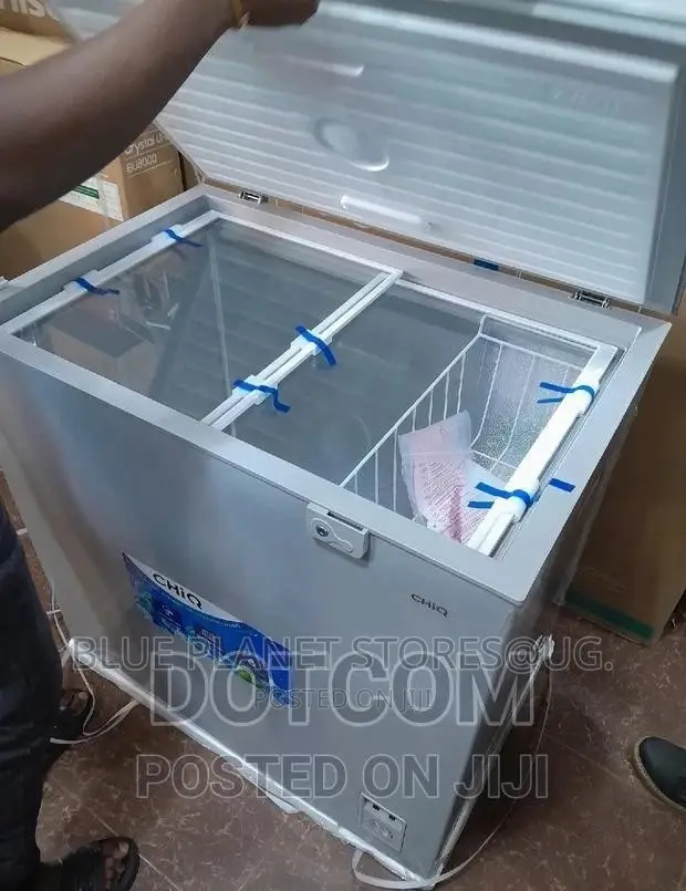 Chiq 260litres Chest/Deep Freezers \\ Ccf261dwk3