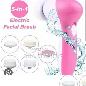 Cleaning Facial Brush