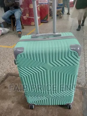 Classy Plastic Suitcase.Medium.( Green)