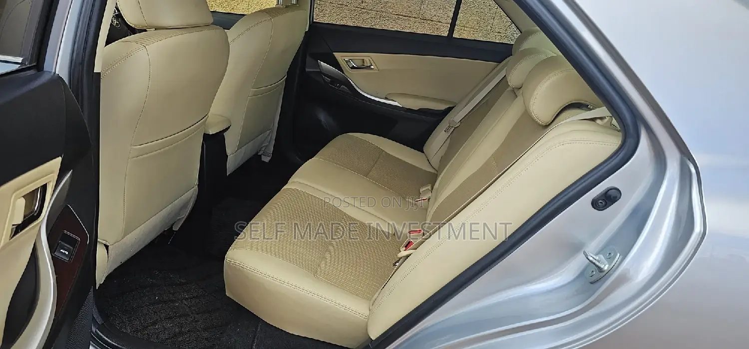 Toyota Premio 2016 White