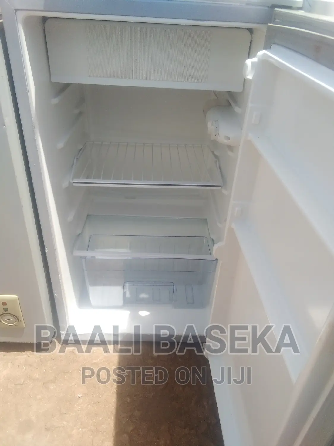 Fridge/Refrigerator/Adh 120ltrs