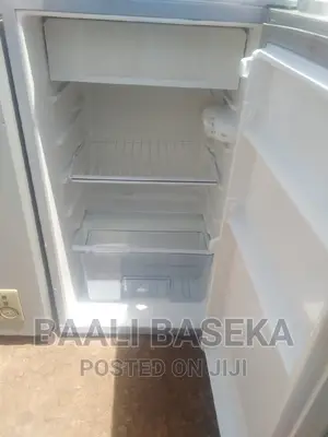 Fridge/Refrigerator/Adh 120ltrs