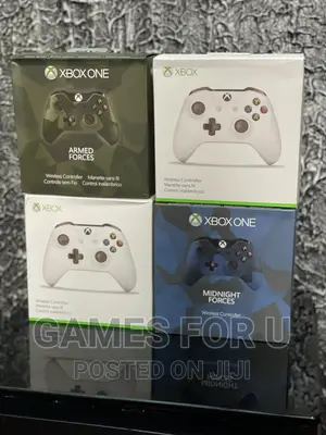 Xbox One Pads White