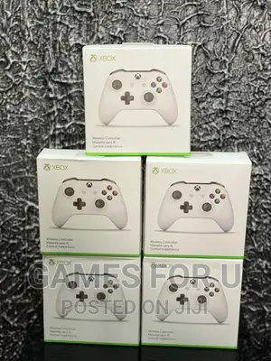 Xbox One Controllers White