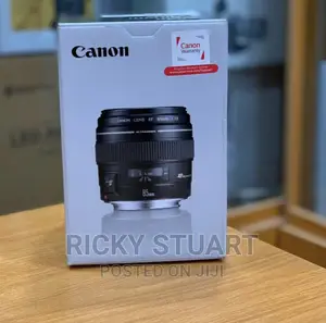 Canon 85mm Lens F1.8