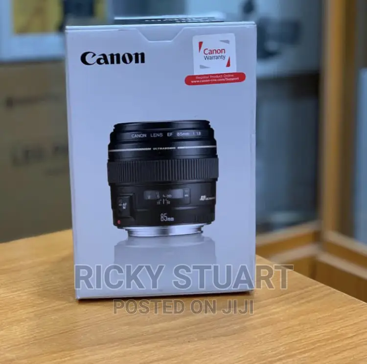Canon 85mm Lens F1.8