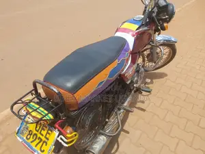 Bajaj Boxer 2017 Red