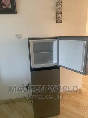 200l Hisense Double Door Fridge in Good Conditions