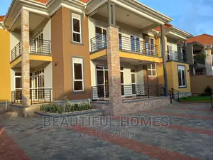 Furnished 7bdrm House in Kira Posh for sale