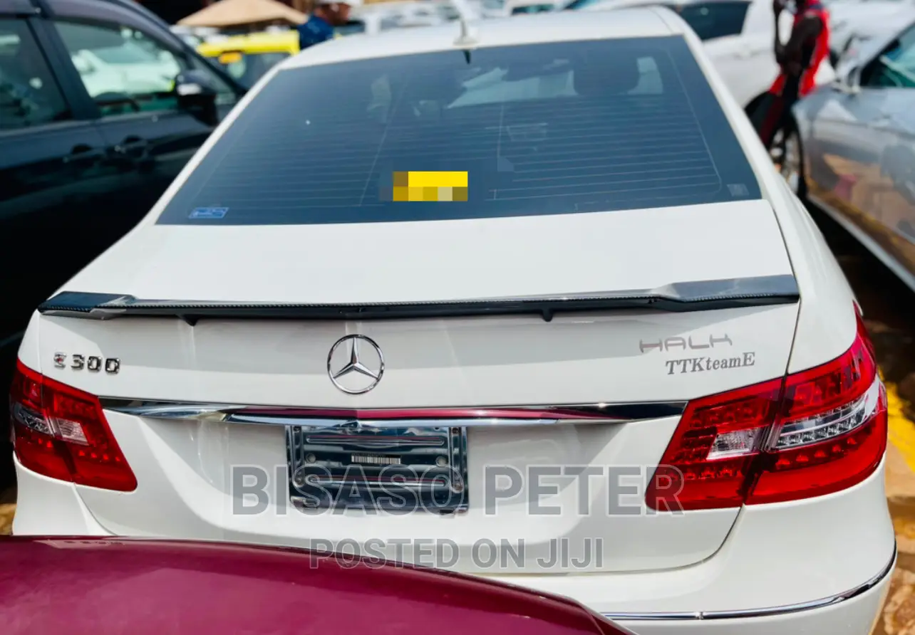 Mercedes-Benz E300 2011 White