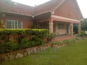 3bdrm Bungalow in Kololo Property, Central Division for rent