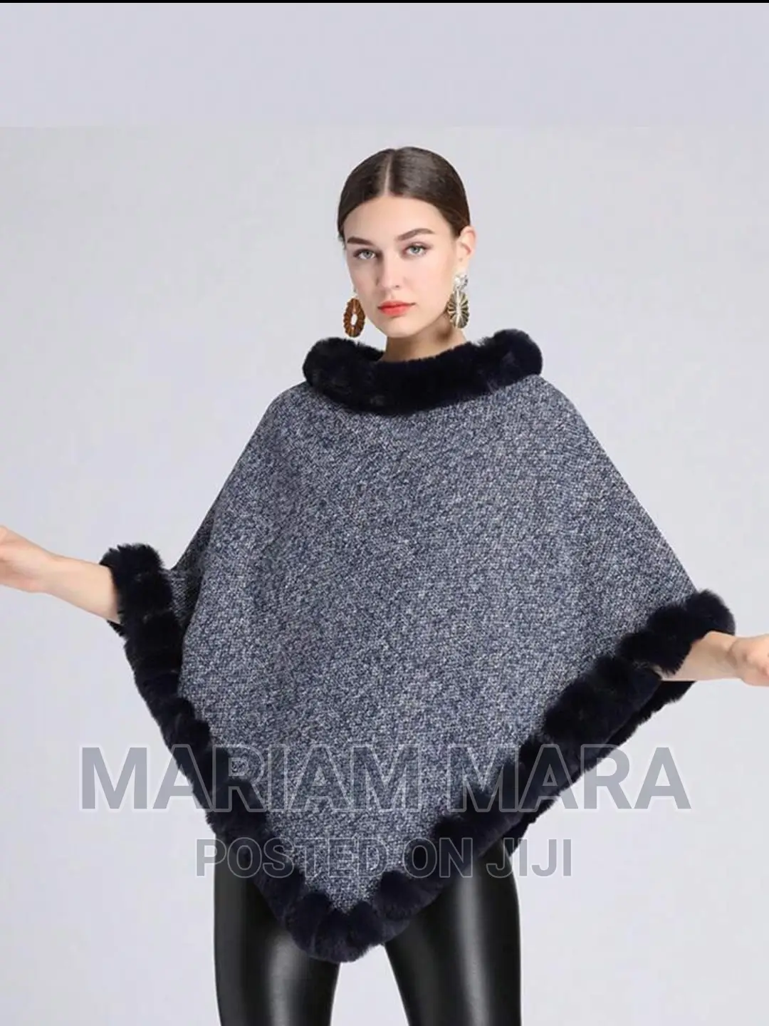 Sweater/Lady's Sweater/Lady's Ponchos