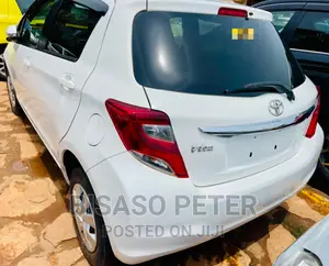 Toyota Vitz 1.3 AWD 5dr 2014 White