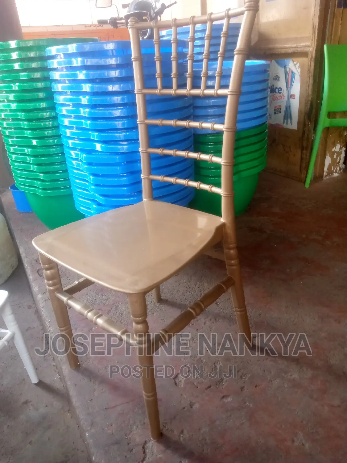 Armless Plastic Chair, Gold