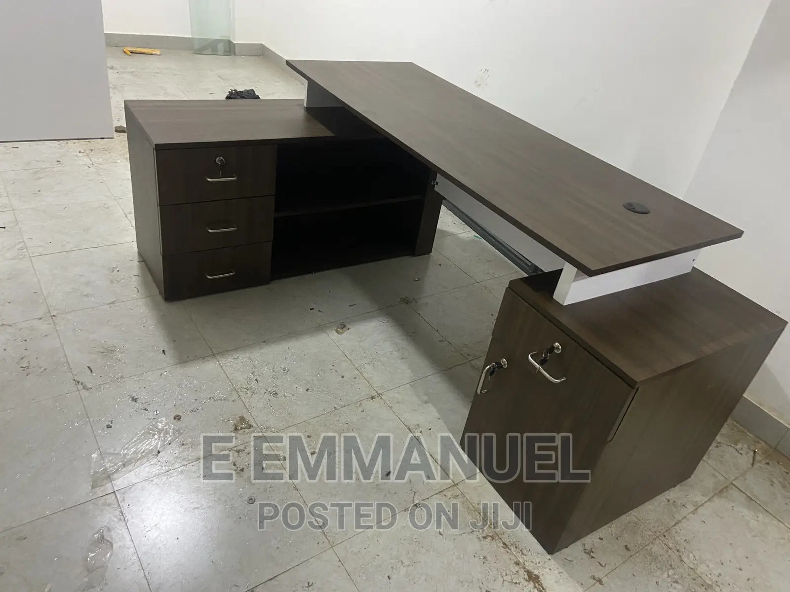 Office Desk