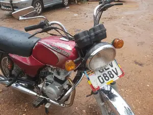 Bajaj Boxer 100 2018 Red