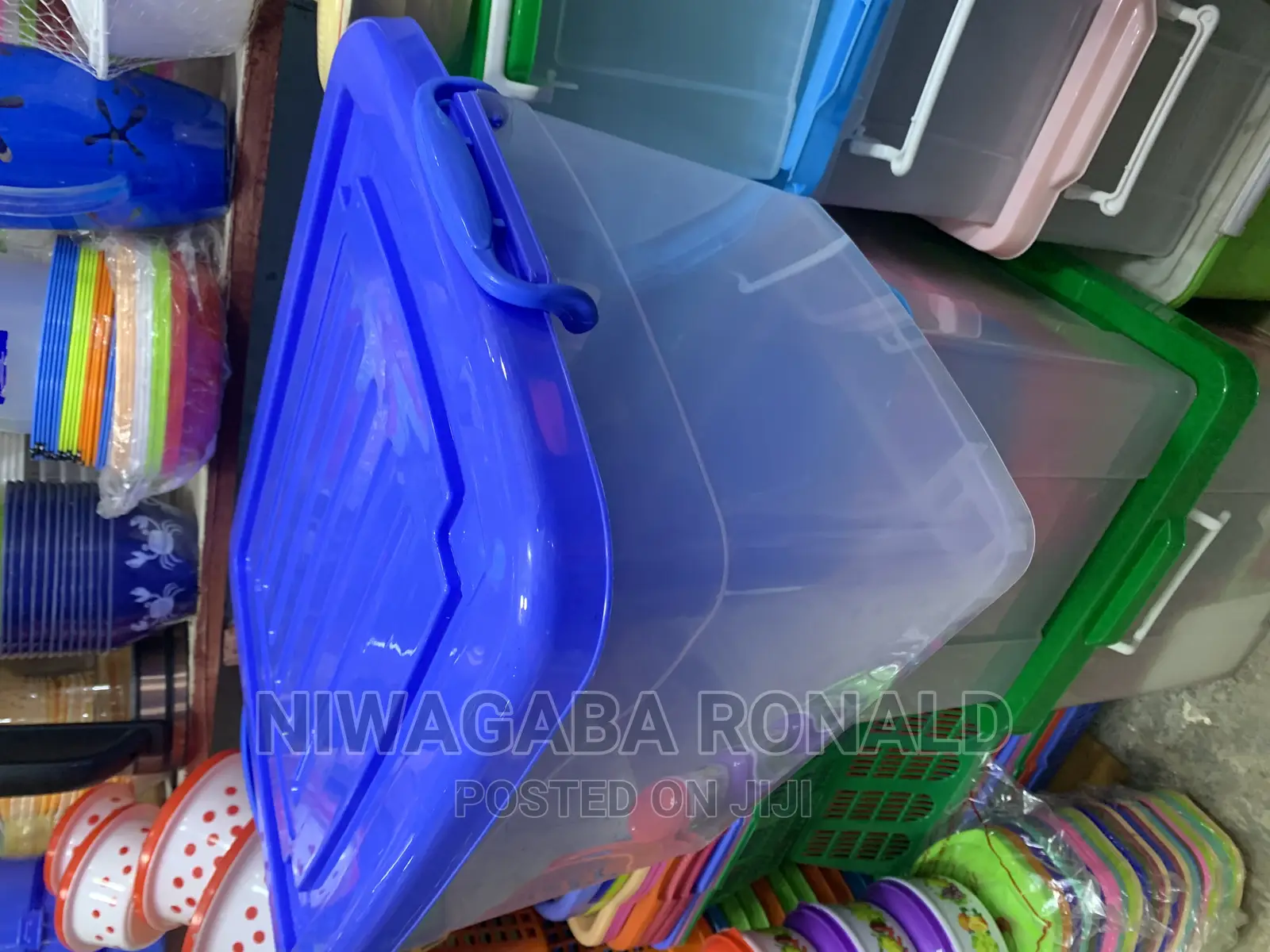 10L Plastic Storage Containers