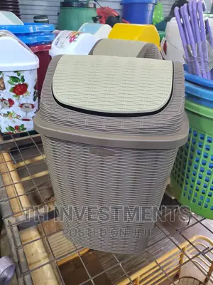 Plastic Dust Bin.