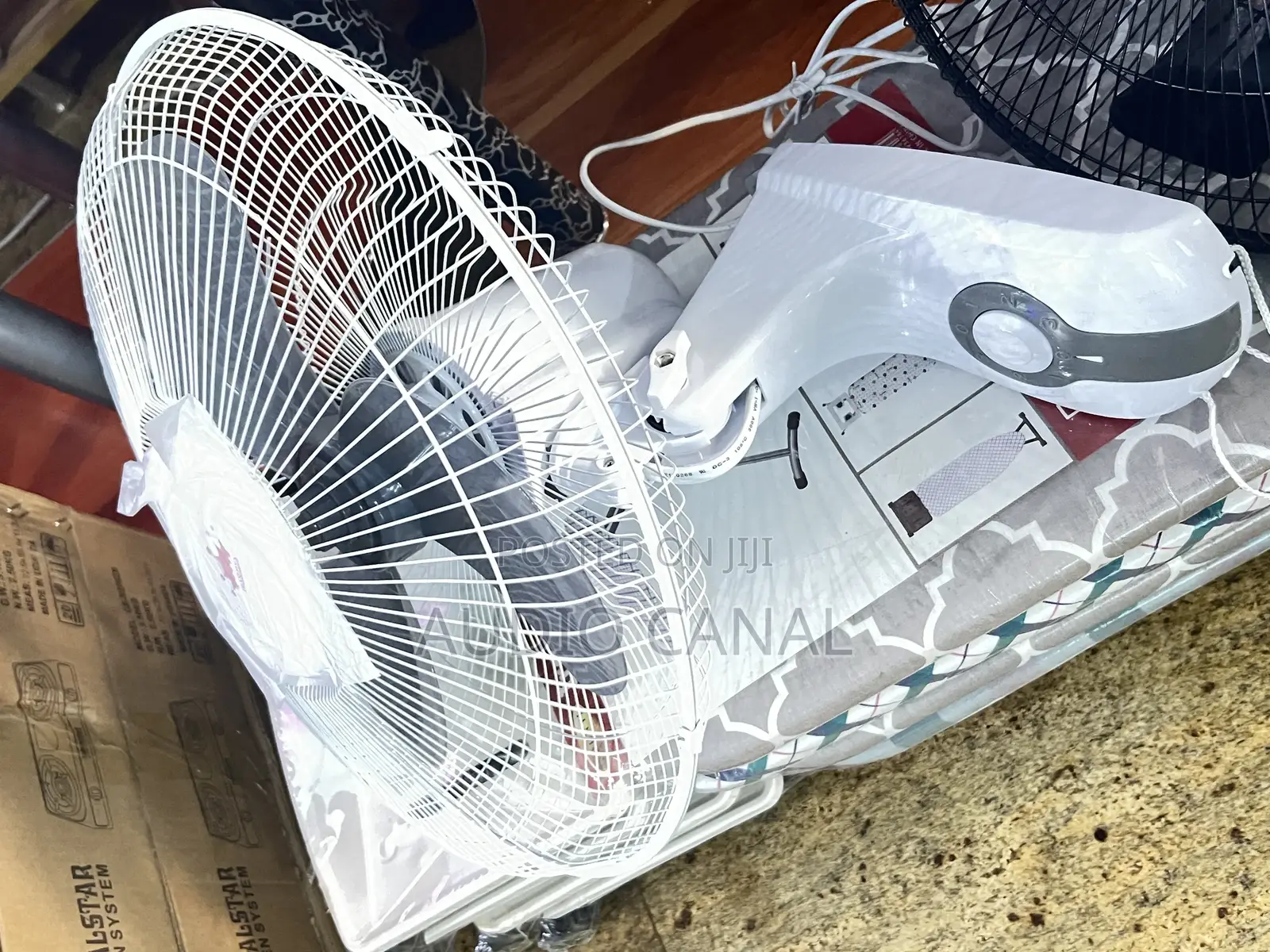 Pradtex Wall Fan