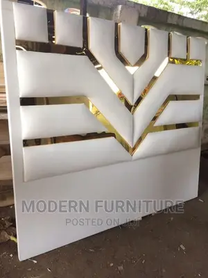 White Bed of 6 X 6 Feet Call